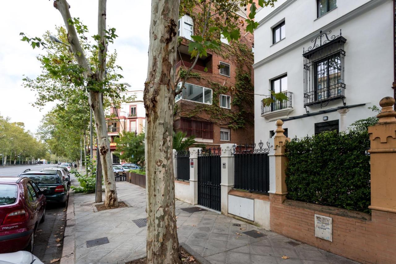 Apartamentos Rg Plaza De Espana Севилья Экстерьер фото
