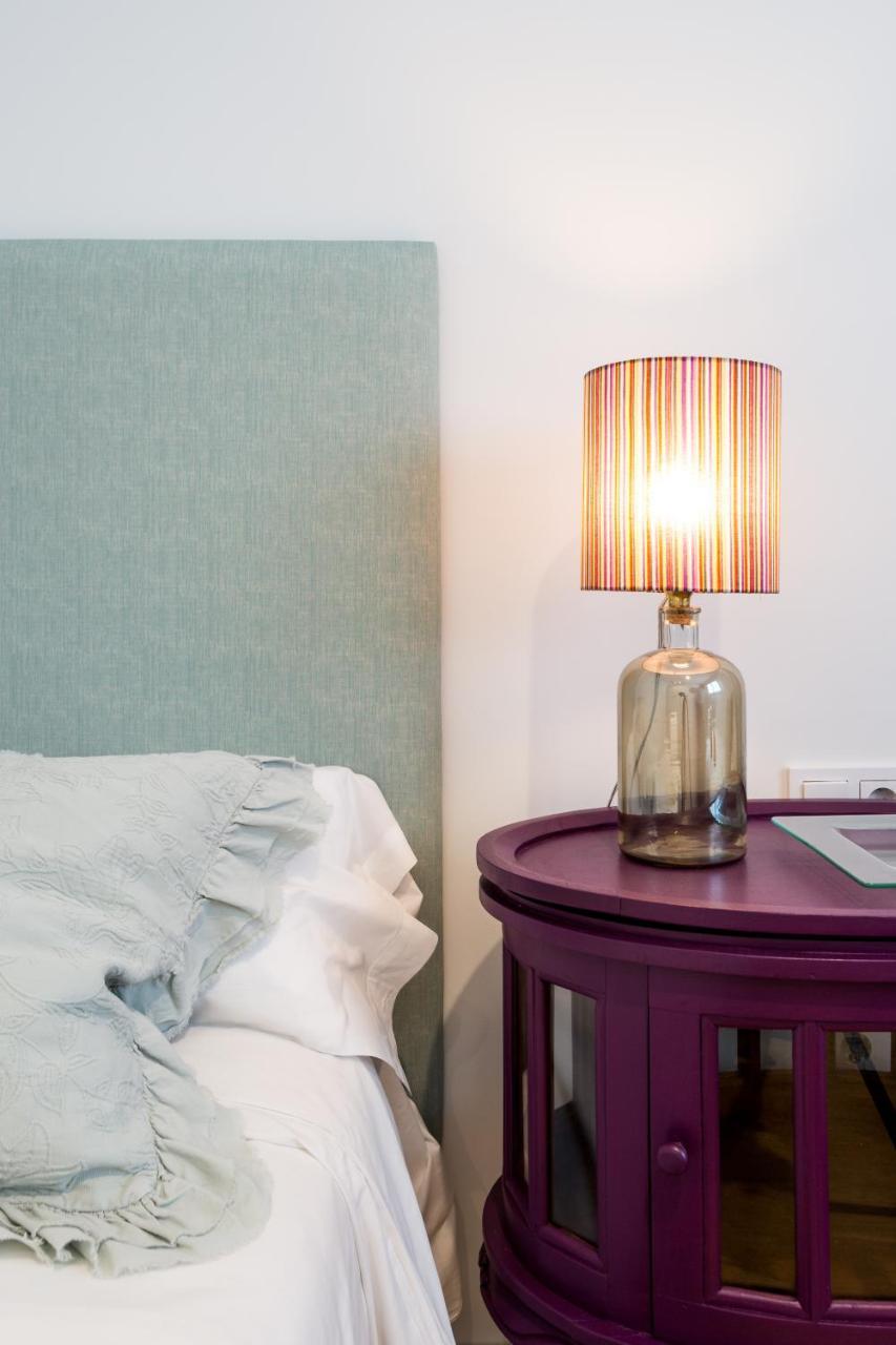 Apartamentos Rg Plaza De Espana Севилья Экстерьер фото