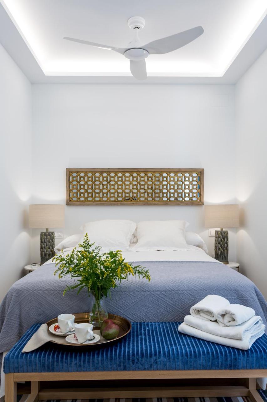 Apartamentos Rg Plaza De Espana Севилья Экстерьер фото