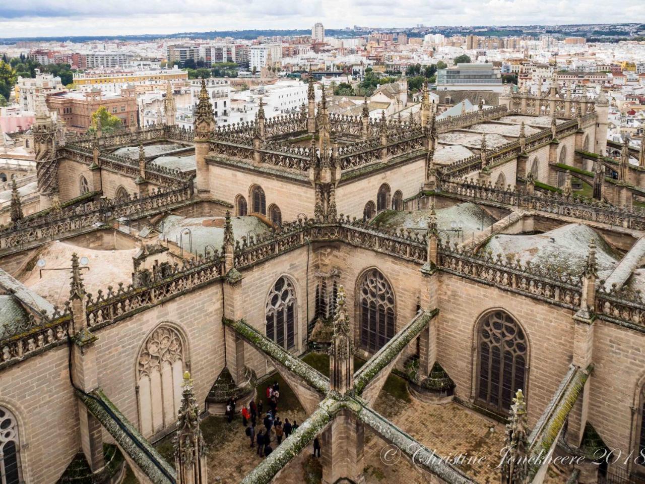 Apartamentos Rg Plaza De Espana Севилья Экстерьер фото